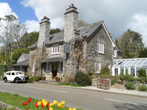 Гостиница Polraen Country House Hotel  Лу